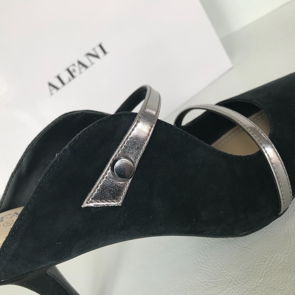 MULE SLIP-ON PUMPS